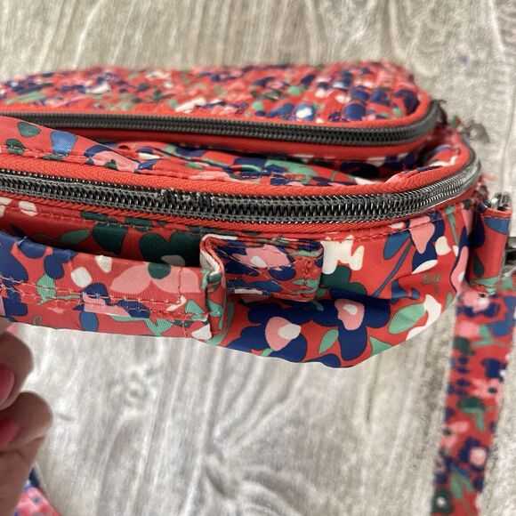 LUG $99 Ranger Quilted Embroidered Red Floral Crossbody Bag Purse READ! - Picture 5 of 16